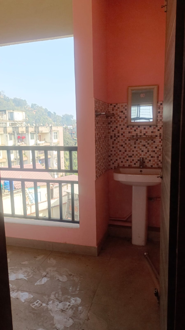 Unfurnished 3bhk in SBI ATM, Kahilipara Main Road, Jatia, Kahilipara, Guwahati, Assam, India for Rent